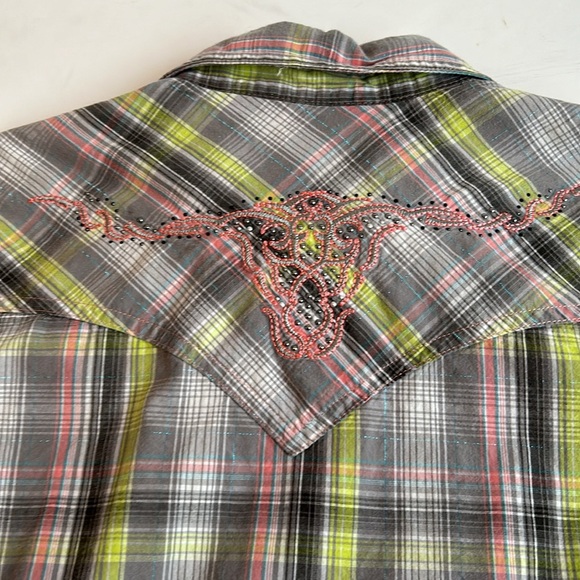 Wrangler Rock 47 snap western shirt steer yoke gray plaid bedazzle shoulder back - Picture 15 of 16